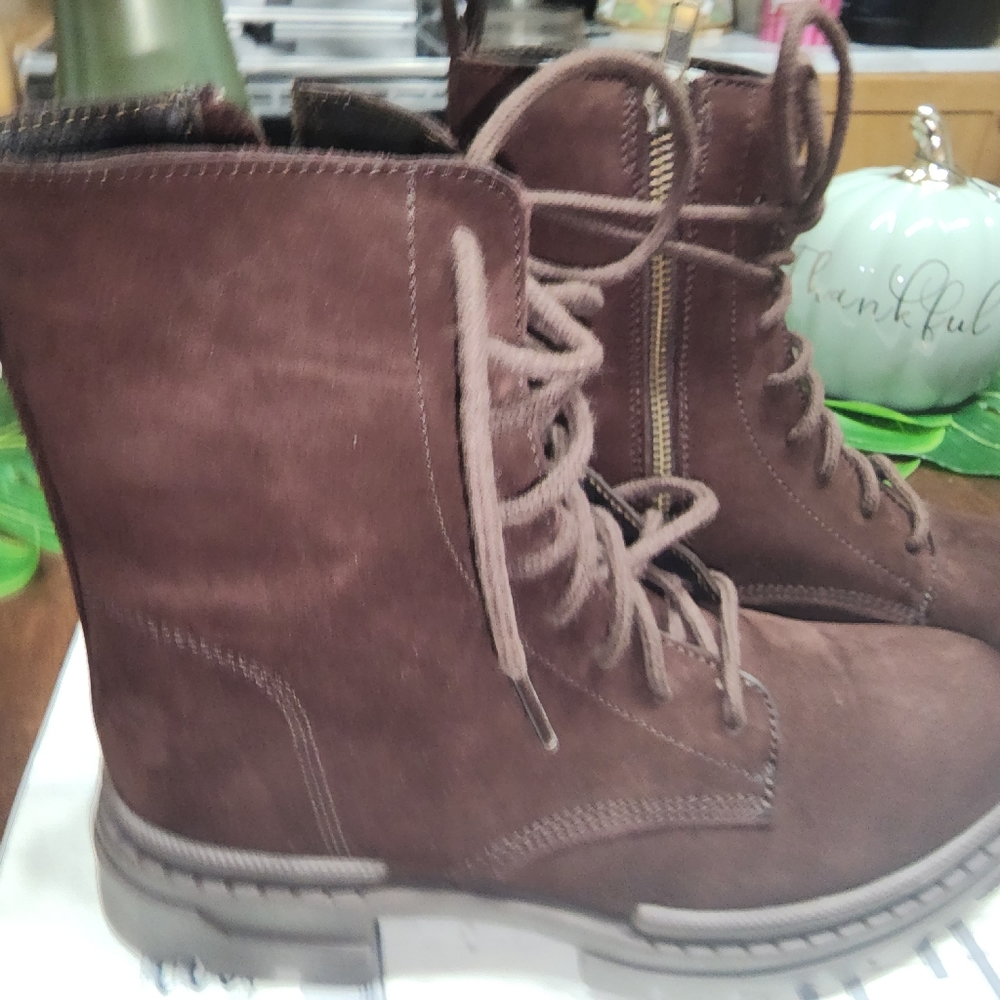 Steve Madden Boots